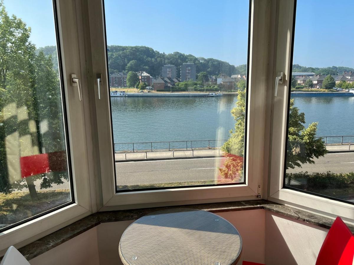 Riverbank Guest House Namur Exterior photo
